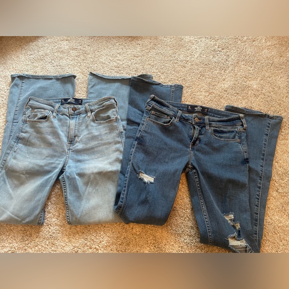 Two pairs of Hollister jeans - Picture 2 of 6
